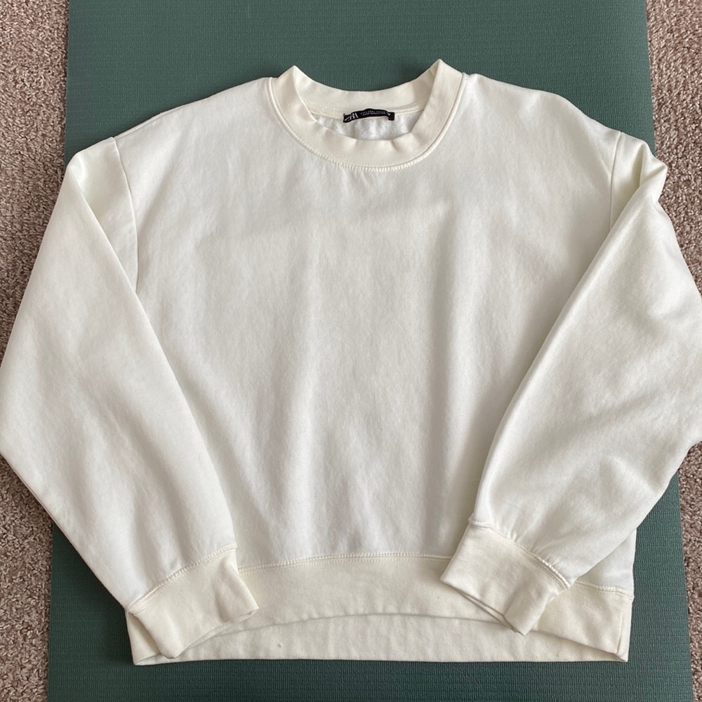 Zara sweatshirt